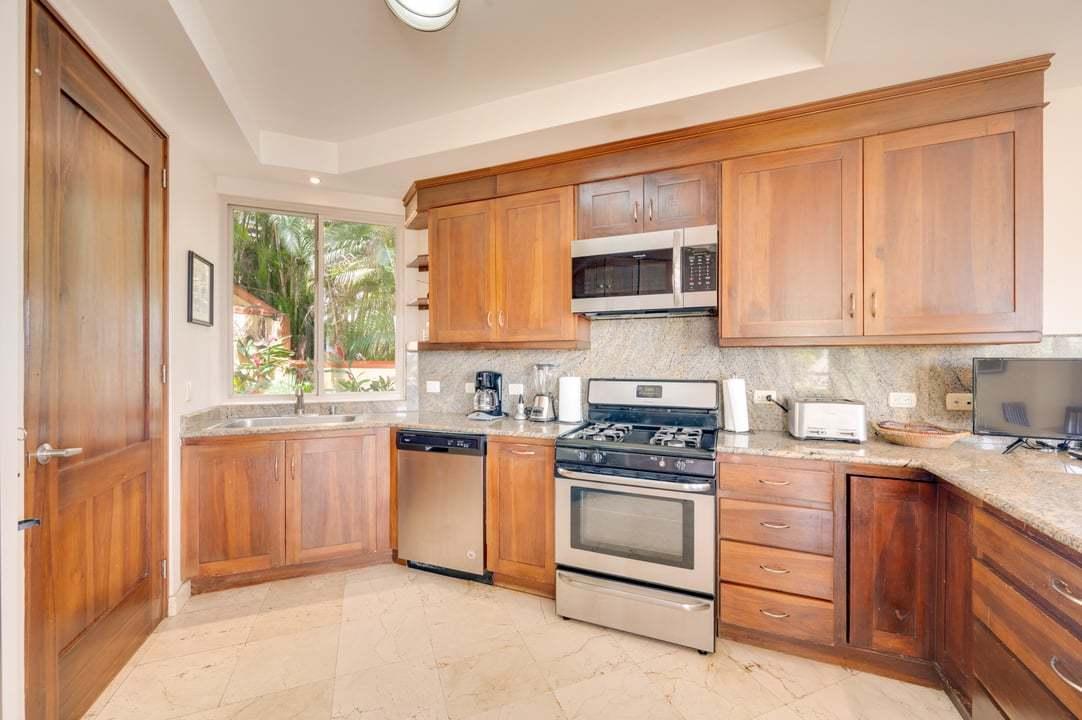 5 Bedroom Luxury Ocean-View Home for Sale, Playa Flamingo, Guanacaste, Costa Rica — photo 4