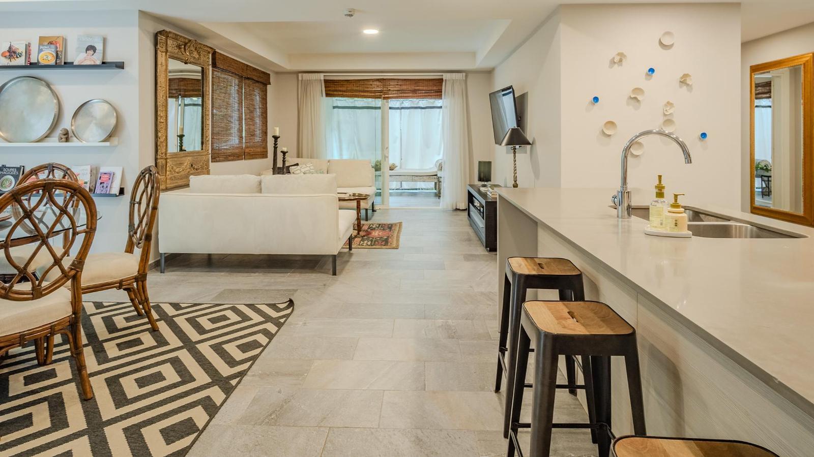 2 Bedroom Beachfront Condo for Sale, Elan at Ballena Beach, Uvita, Puntarenas, Costa Rica — photo 3
