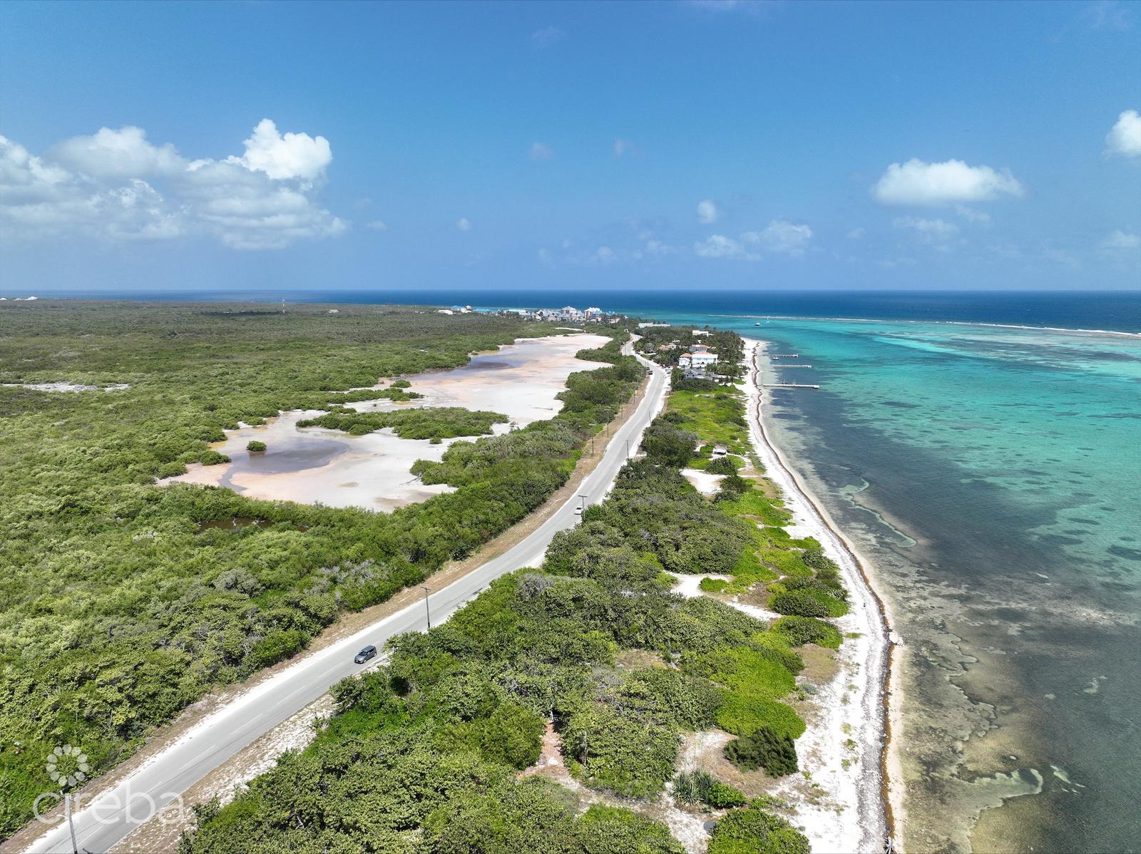 0.36-acre beachfront land in Colliers Beach, East End, Grand Cayman — photo 3
