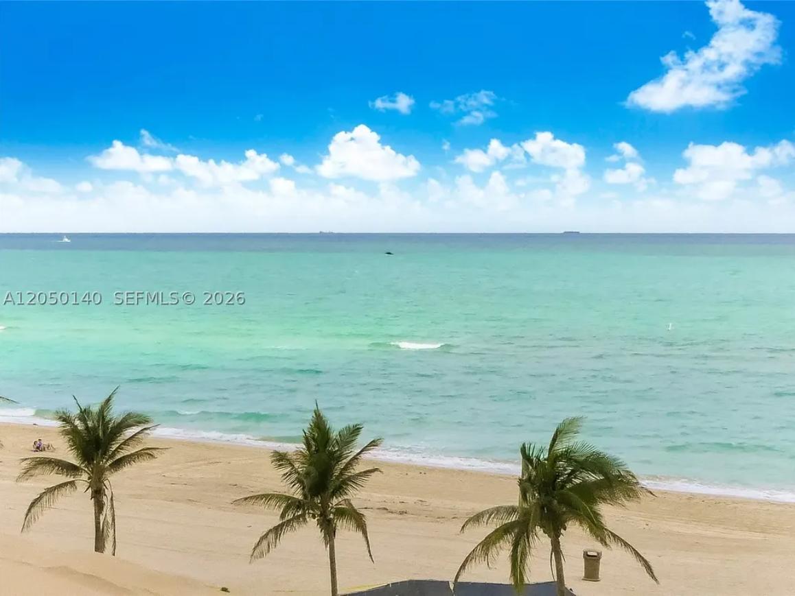 Marenas Resort 1BR Beachfront Condo — photo 2