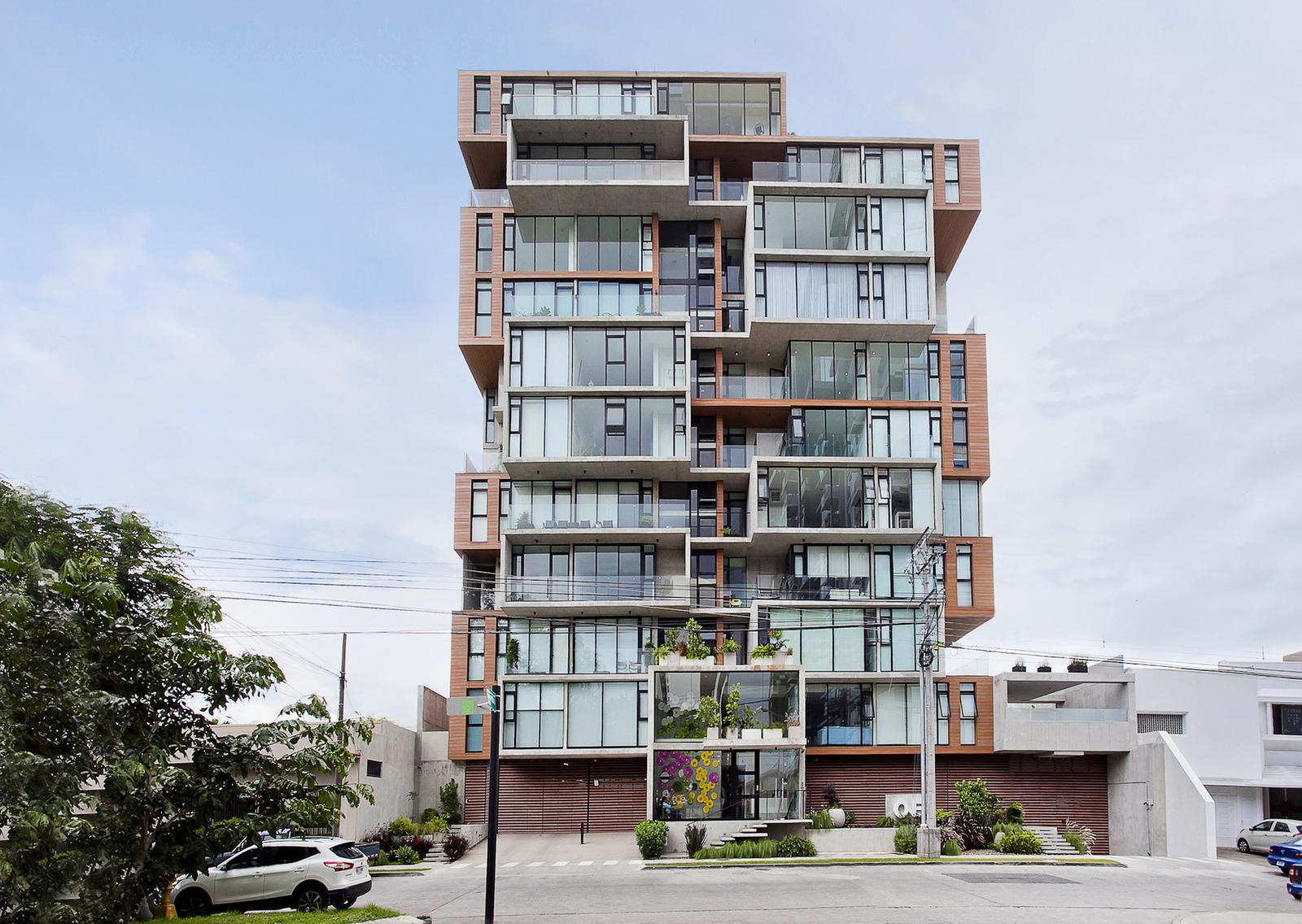 3 Bedroom Penthouse Apartment for Sale, Torre One, Rohrmoser, Sabana, San Jose, Costa Rica — photo 1