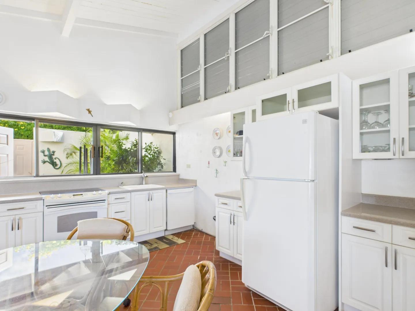 2 Beds 2 Baths Condo in US Virgin Islands — photo 3