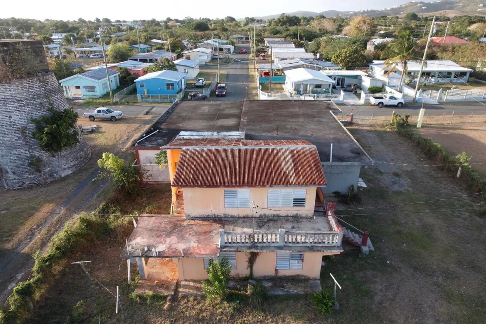 Commercial building in West End, St. Croix — photo 4