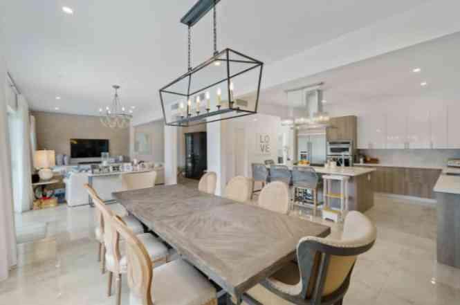 6 Bedroom House for Sale in Nassau, Bahamas — photo 5