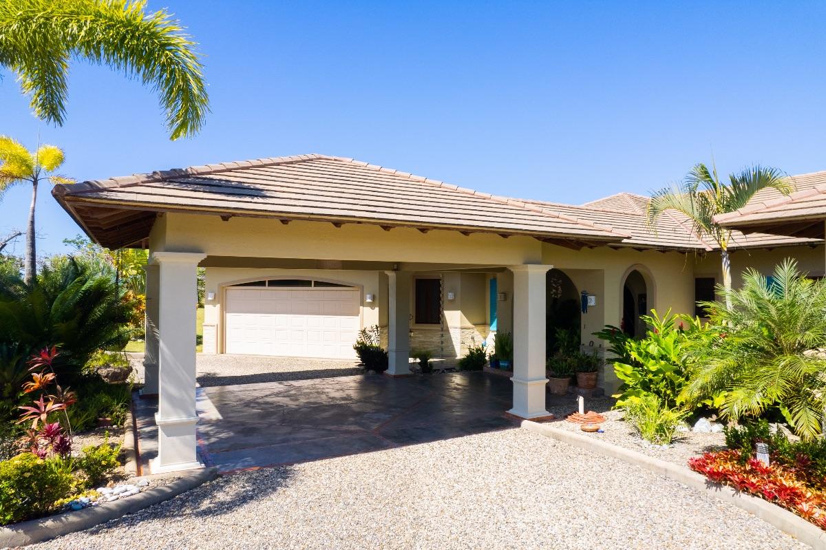 5 bedroom Oceanview Hillside Estate in Sosua — photo 5