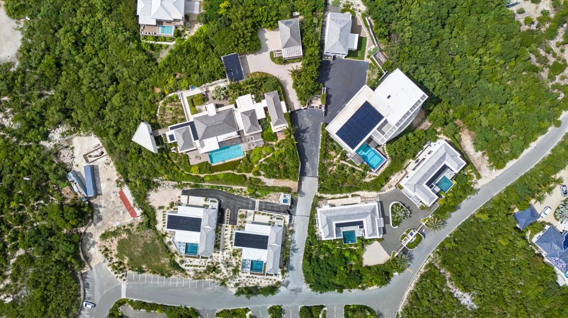 Grace Bay Luxury Waterfront 4BR Villa — photo 5