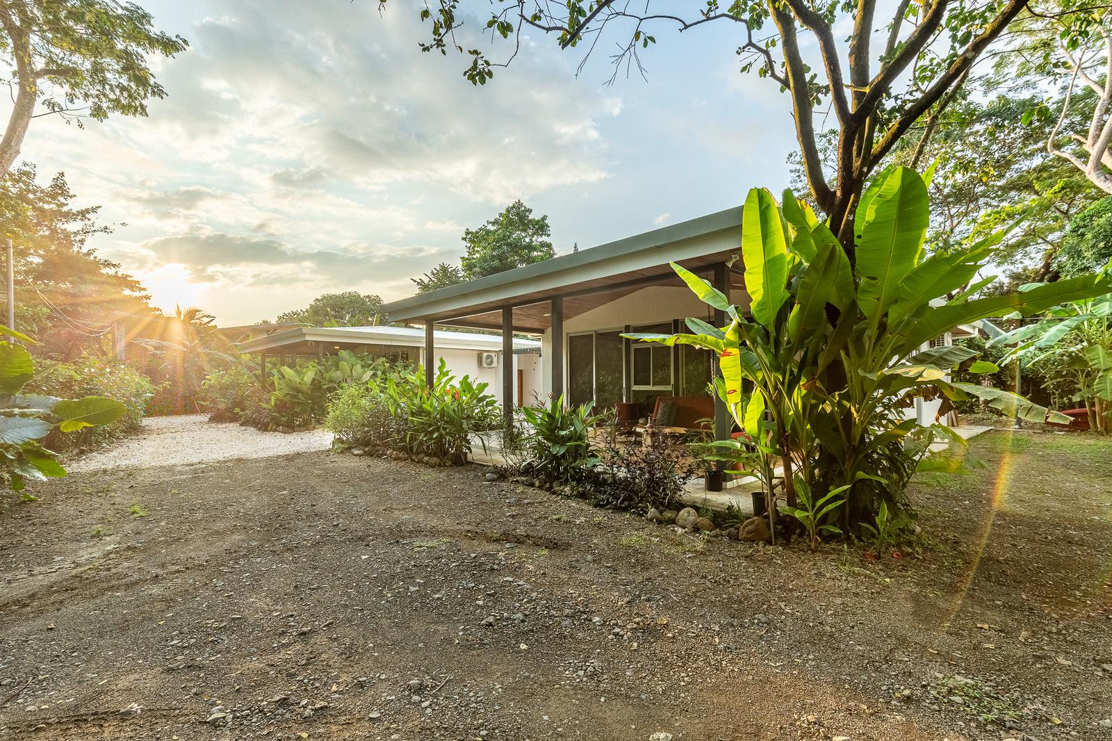 6 Bedroom Multi-Unit Property for Sale in Mal Pais, Santa Teresa, Costa Rica — photo 1