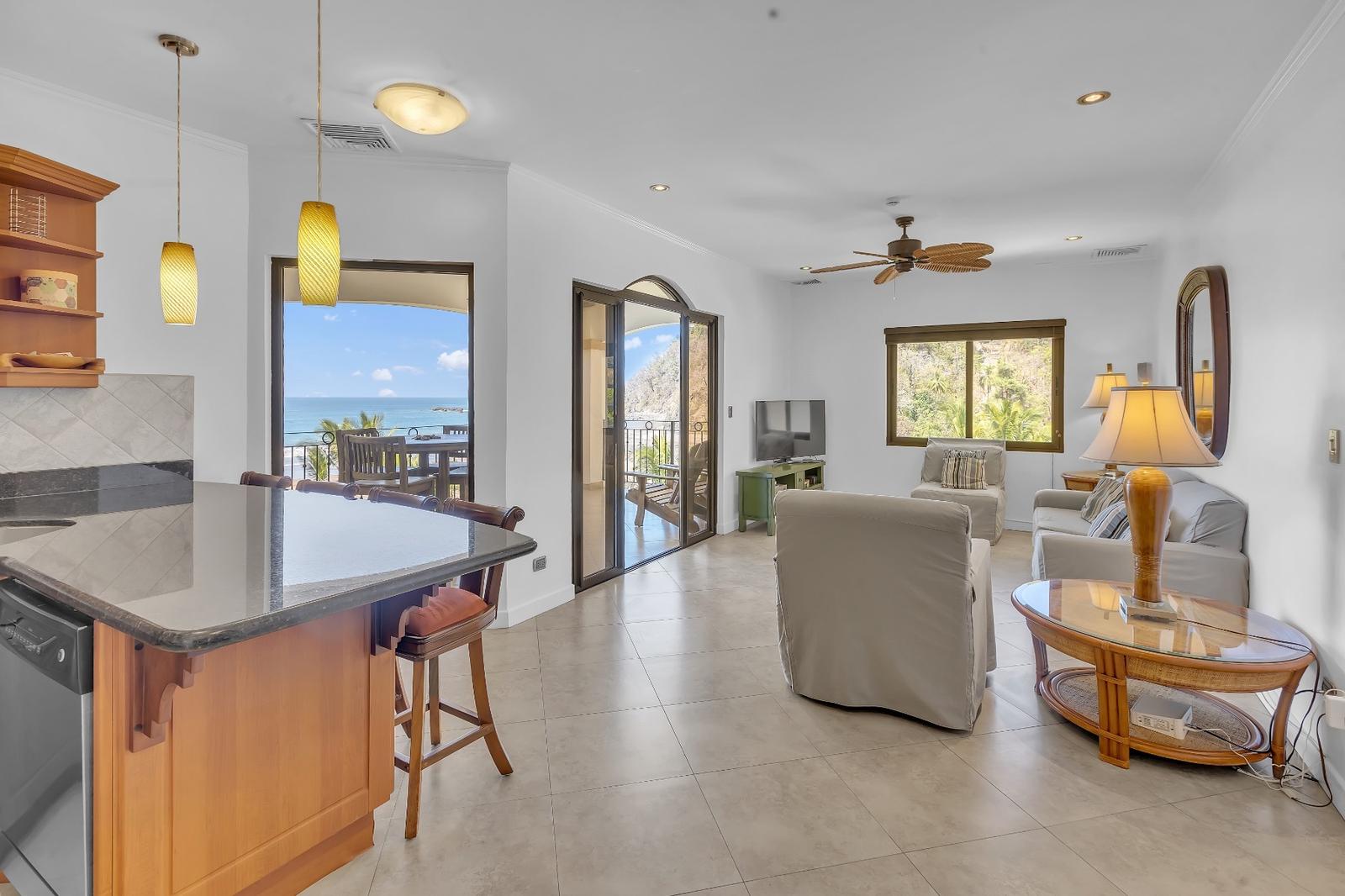 2 Bedroom Oceanfront Condo for Sale, Tres Regalos, Jaco — photo 2