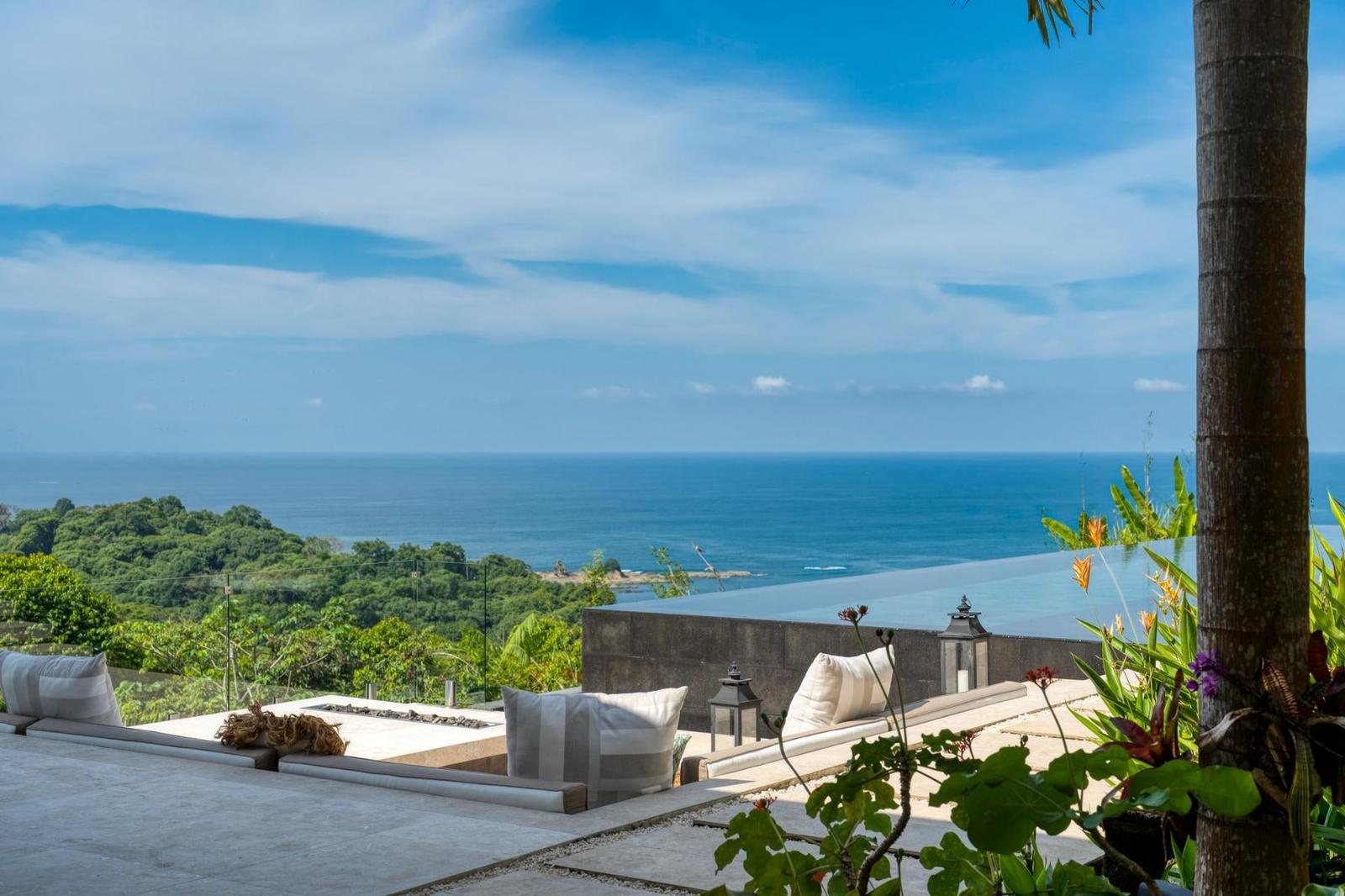 3 Bedroom Luxury Villa for Sale, Las Olas, Dominical, Puntarenas, Costa Rica — photo 4