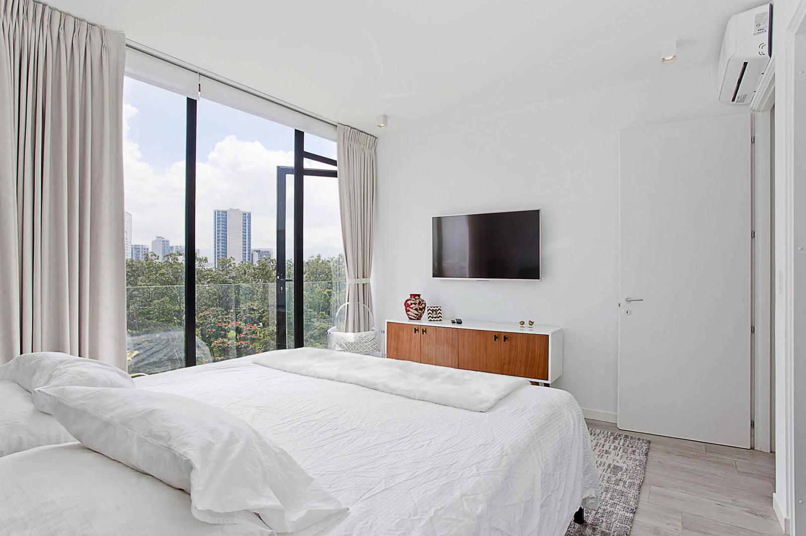 3 Bedroom Penthouse Apartment for Sale, Torre One, Rohrmoser, Sabana, San Jose, Costa Rica — photo 5