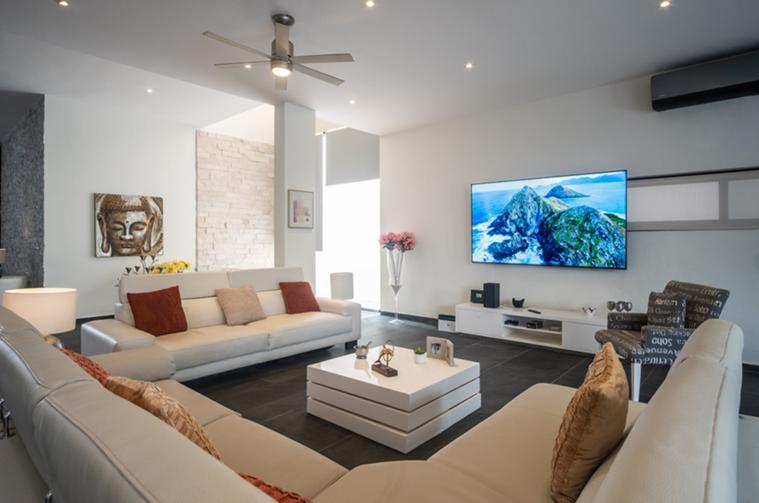 Luxurious 5BR Waterfront Villa in Mexico — photo 3