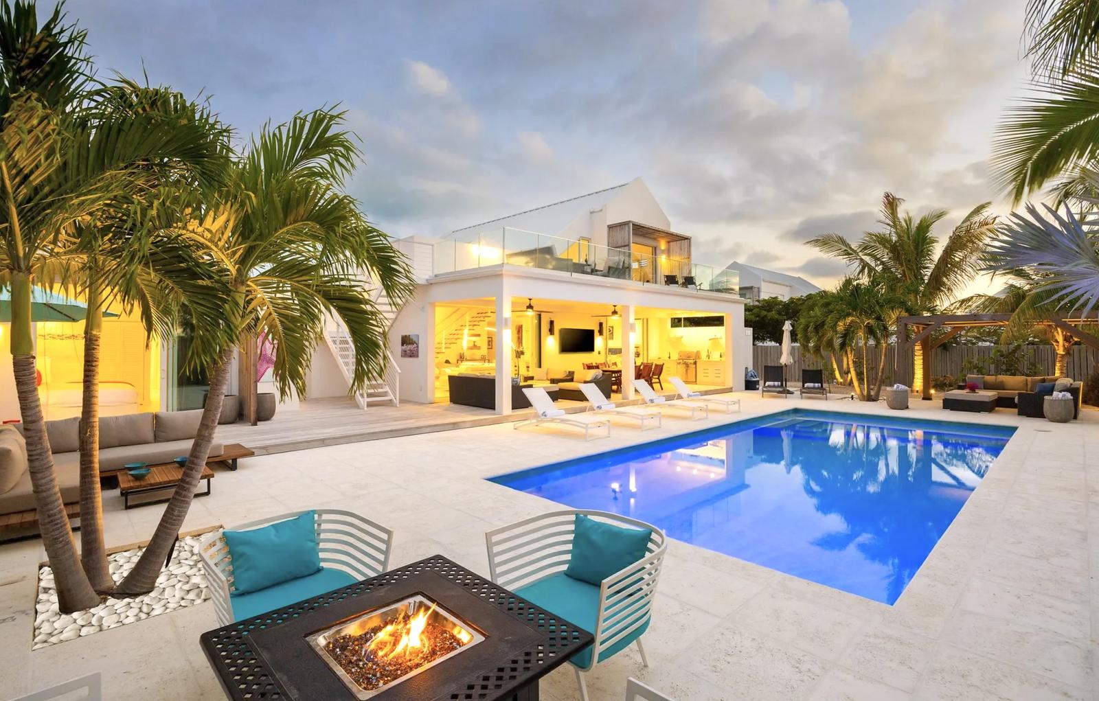 Sunset Beach Villa 15 Turks and Caicos — photo 1