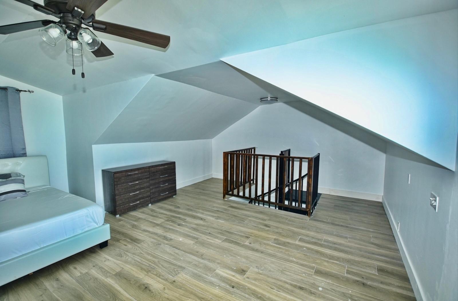 4BR condominium half duplex Marsh Harbour — photo 2