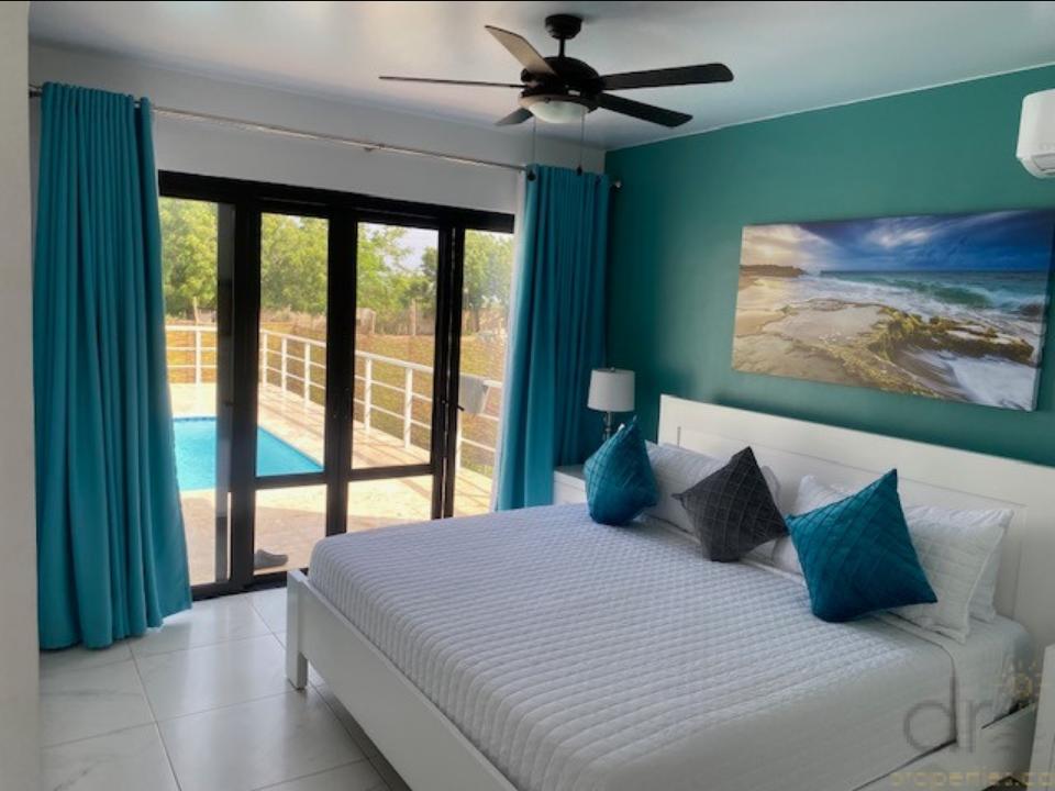 Bright And Modern 2-bedroom Villa — photo 4