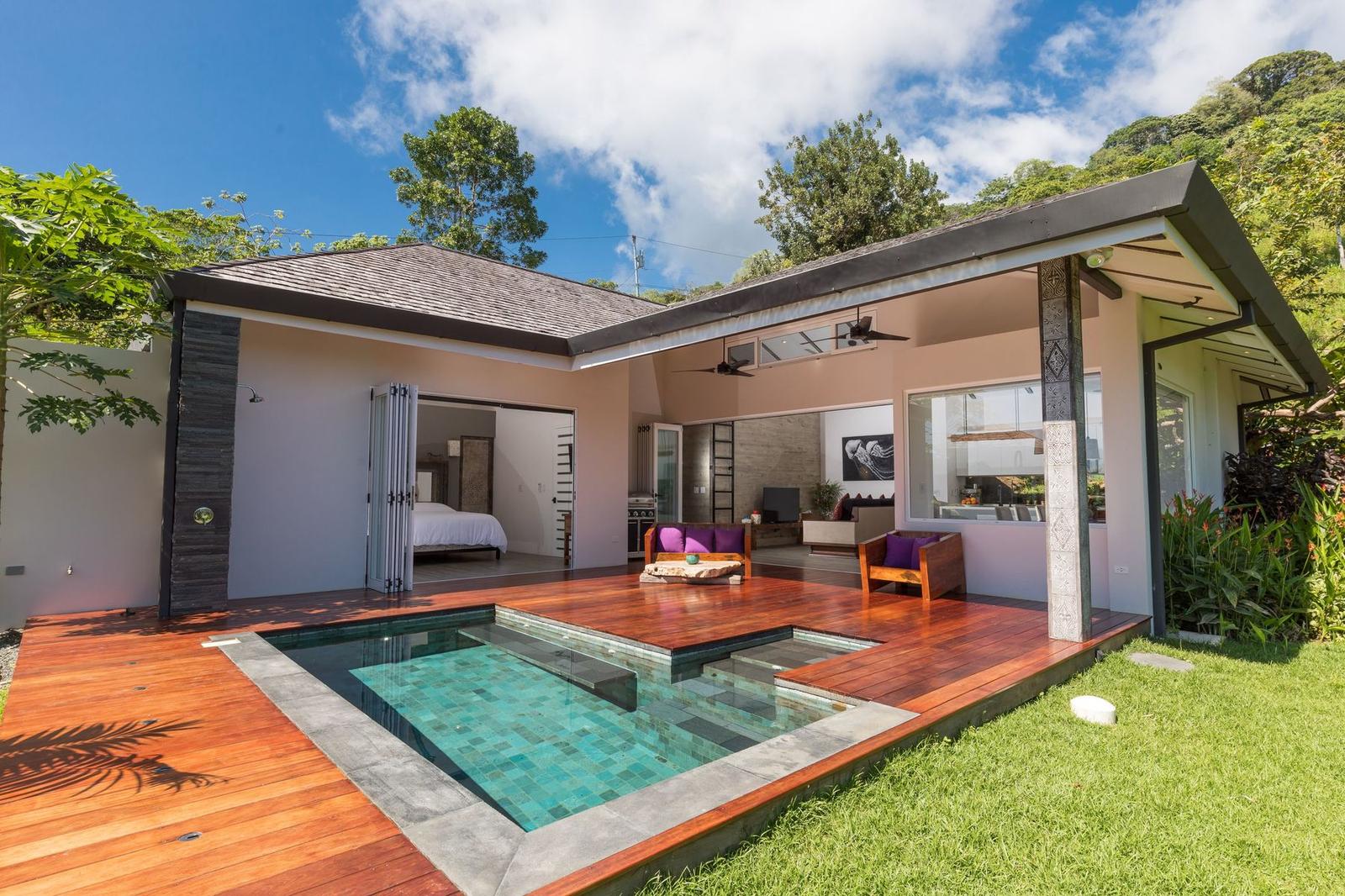 2 Bedroom Luxury Villa for Sale, Escaleras, Puntarenas, Costa Rica — photo 1