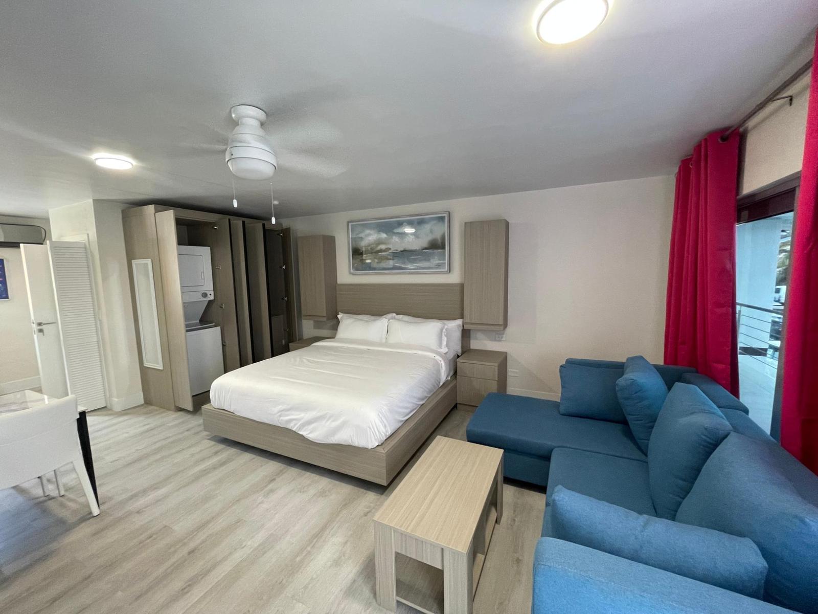 1 bedroom Apartment for sale — WEST BAY STREET — photo 2