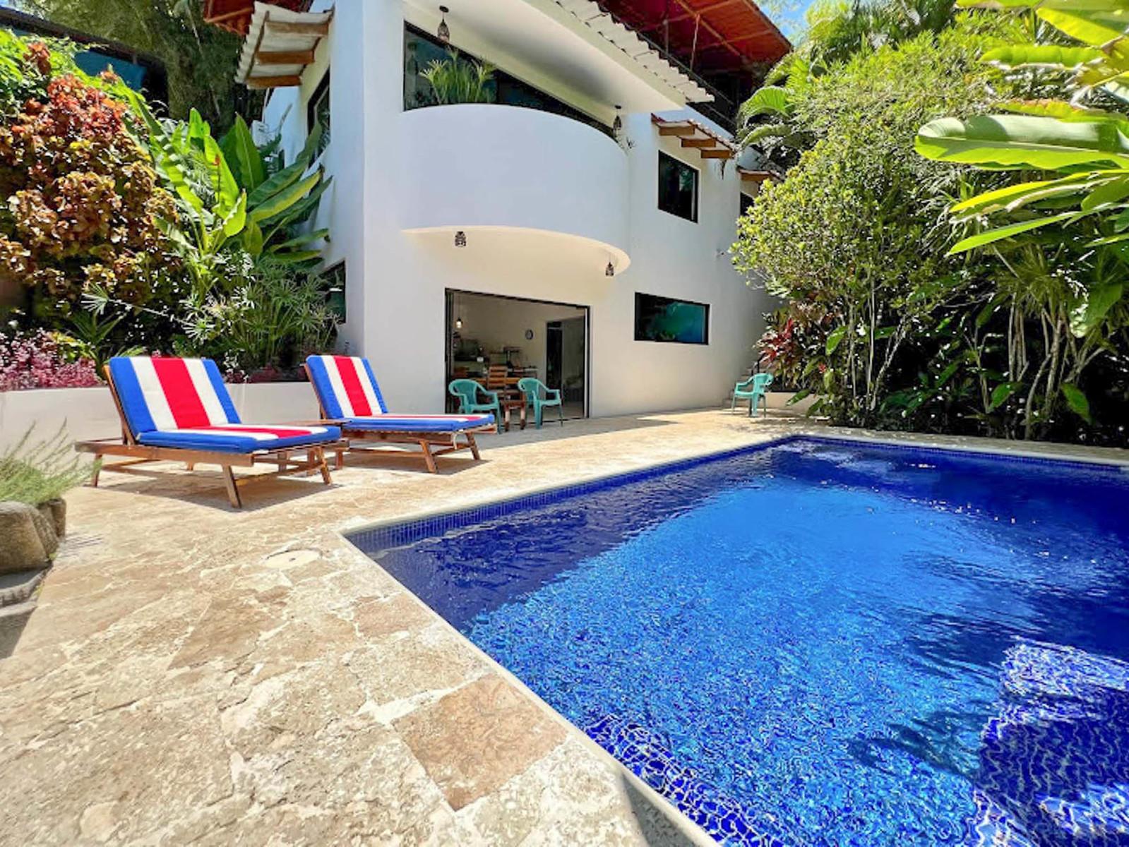 3 Bedroom Home for Sale, Manuel Antonio, Puntarenas, Costa Rica — photo 1