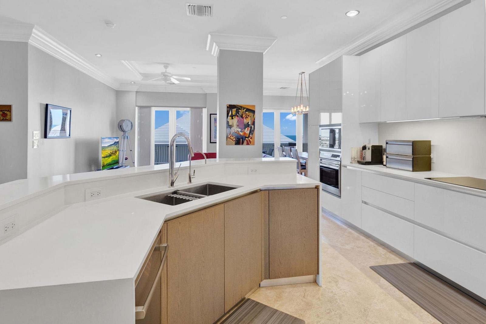 3-bedroom apartment in Nassau / New Providence, The Bahamas — photo 5