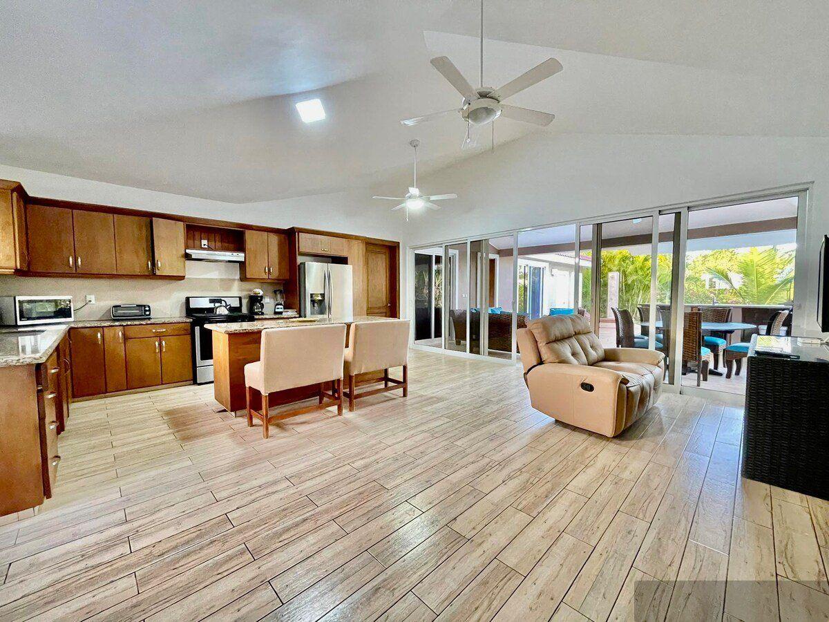 3 Bedroom Villa in Casa Linda, Sosúa — photo 1