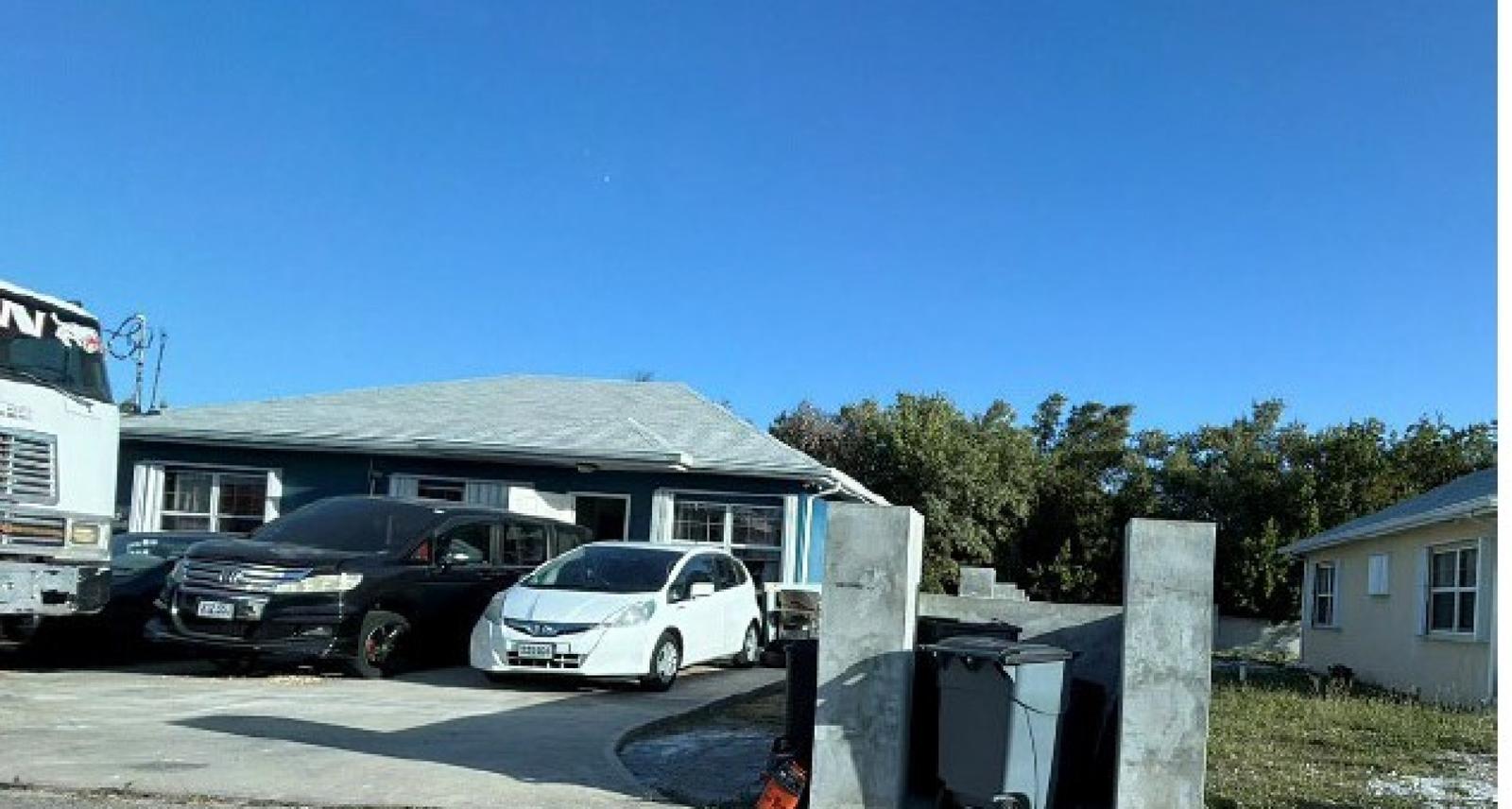 Great price for a 3 bed/2 bath home located in Boddentown — photo 1