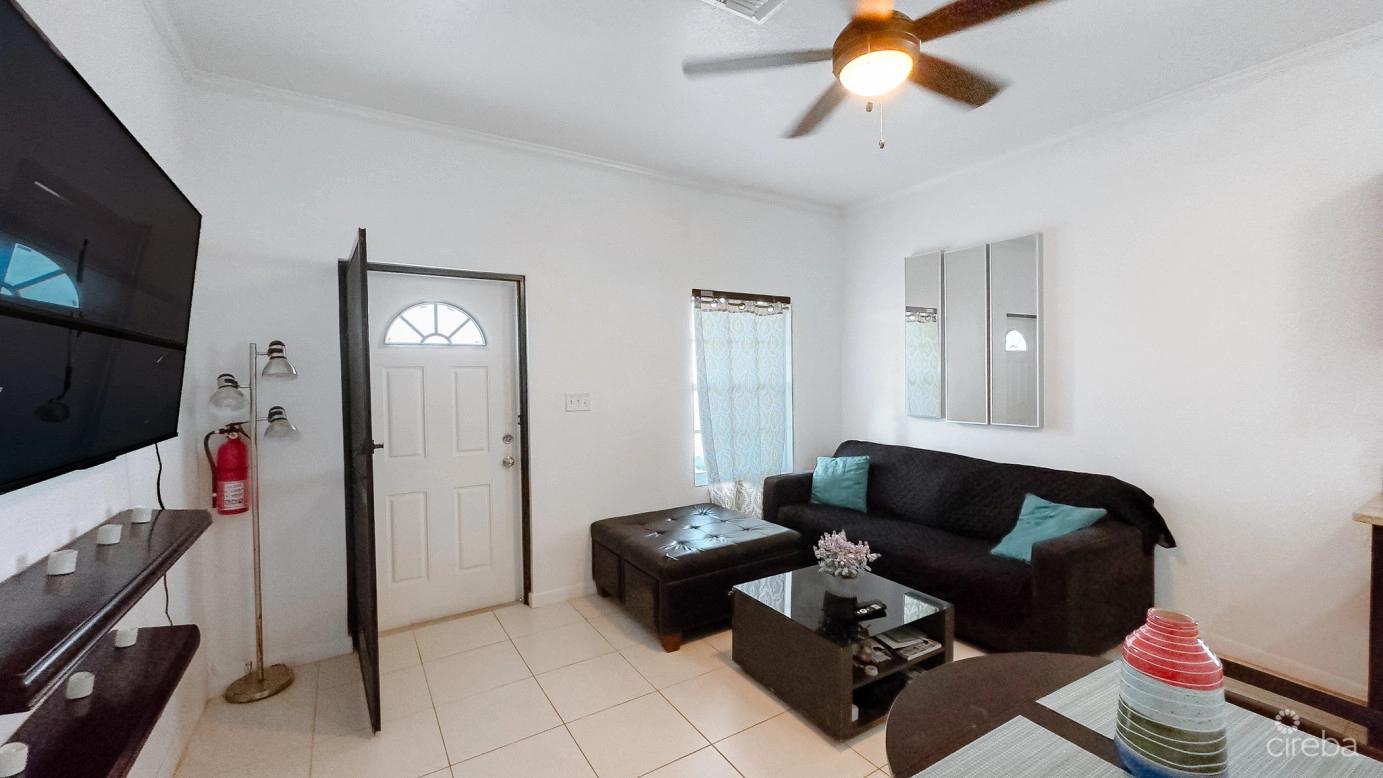 1-bedroom condo in West Bay at Mizpah — photo 4