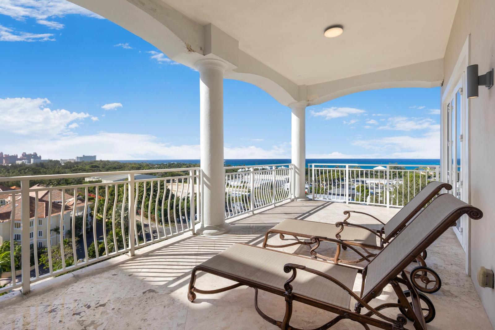 One Ocean 809, 3-bedroom apartment in Nassau — photo 1
