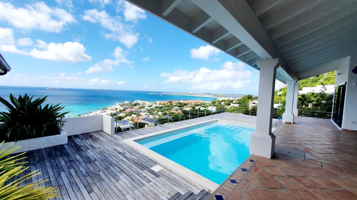 4-bedroom villa in Pelican Key with gym, sauna and ocean view — photo 2
