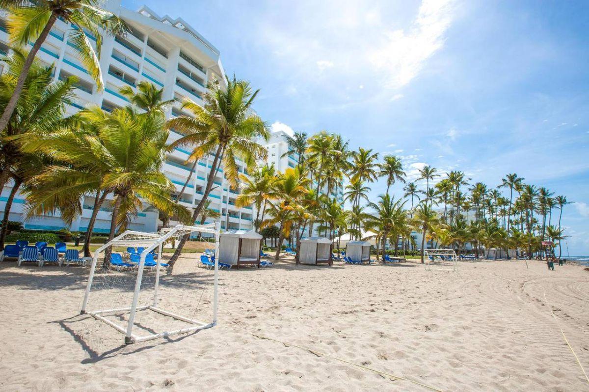 Luxury Beachfront Apartment for Sale in Juan Dolio — photo 3