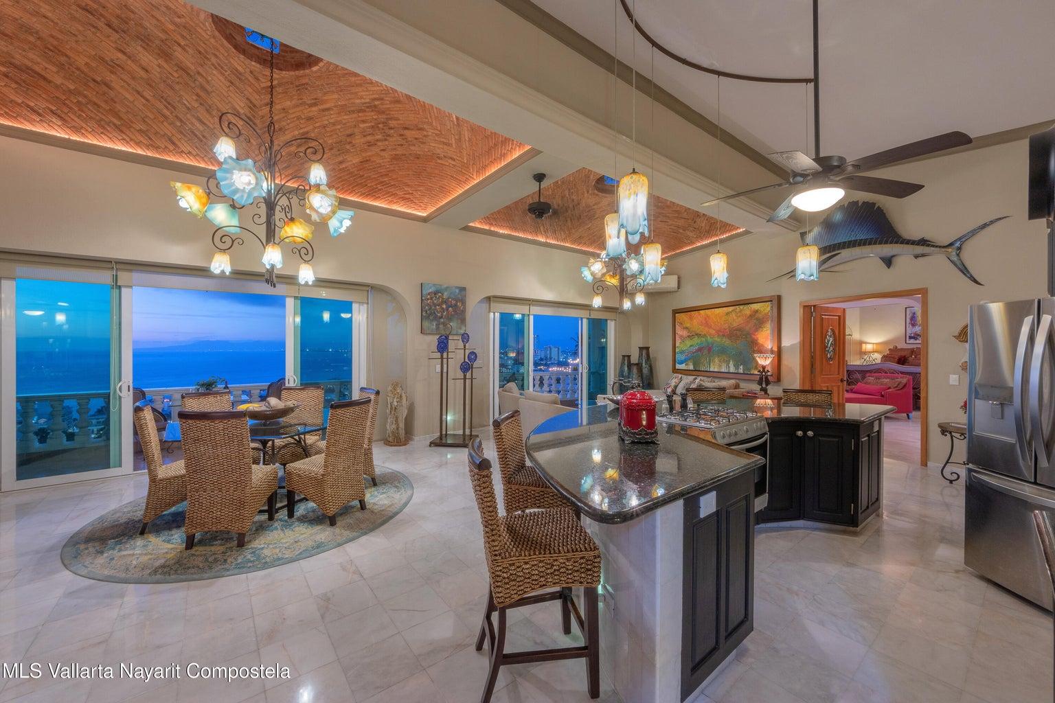 3 Bedroom Penthouse Condo 5 for Sale, Vista al Mar, Puerto Vallarta, Jalisco, Mexico — photo 3