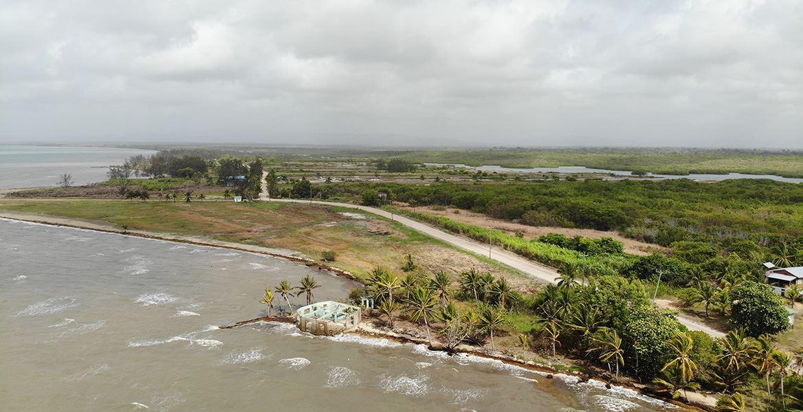 Exceptional Beachfront Lot in Dangriga — photo 4