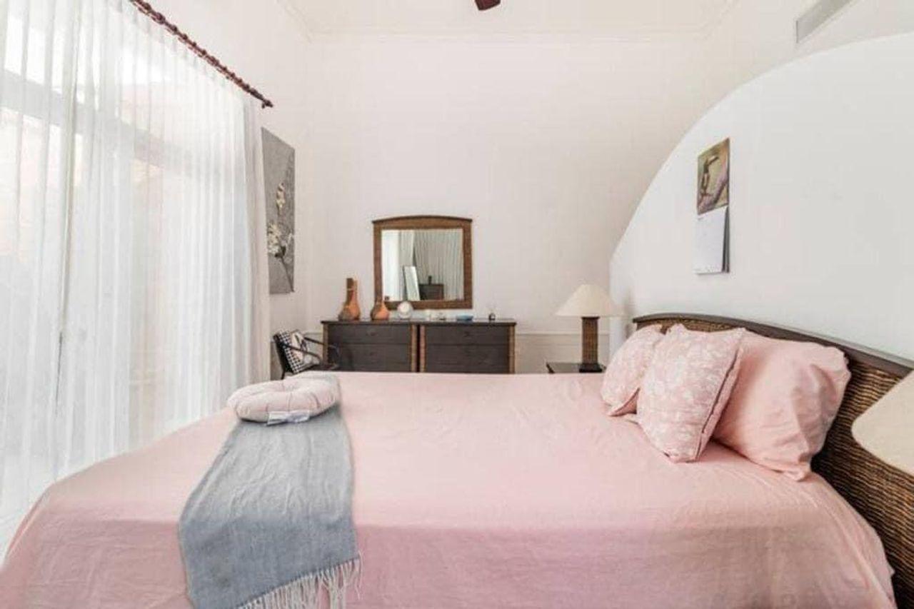 Beautiful And Spacious Villa Overlooking The Golf Course in Bavaro — photo 1