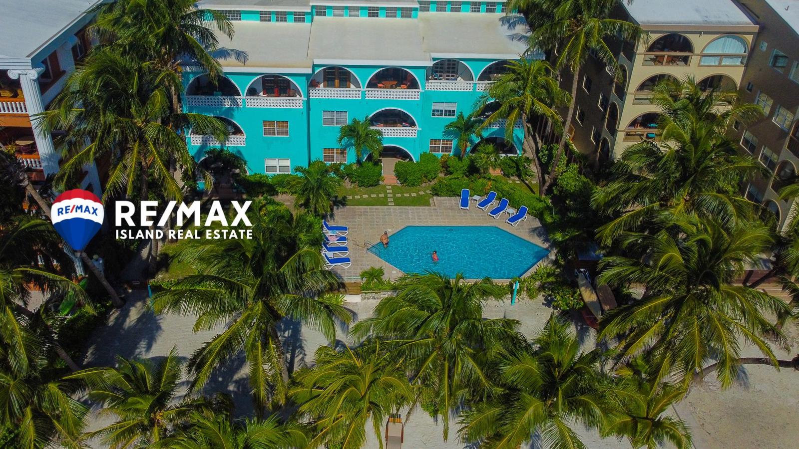 So Beautiful! Tranquility Beach Club Unit 2   -  Beachfront 2 Bed/2 Bath in San Pedro, Belize — photo 1