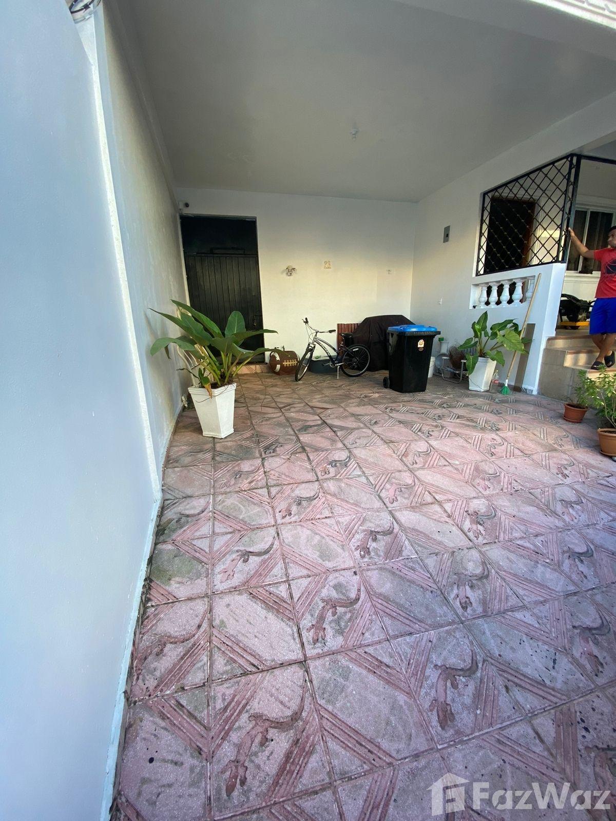 Beautiful 3 Level Townhouse for Sale in Santo Domingo Este — photo 2