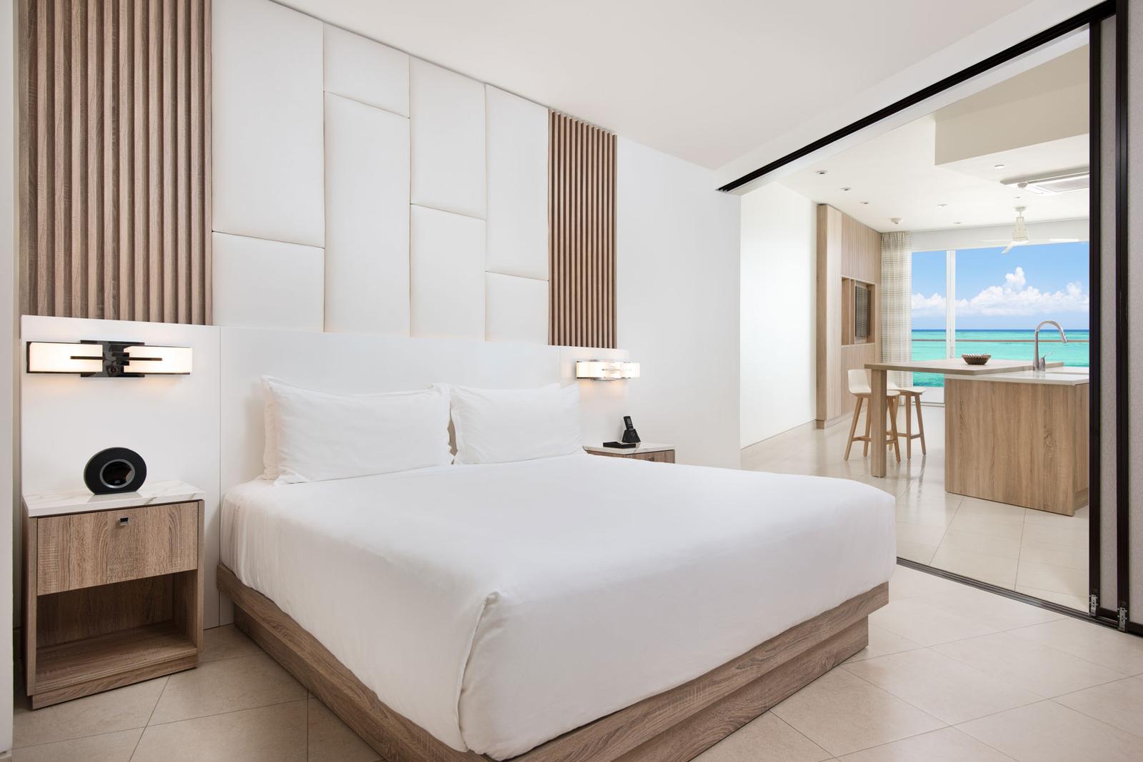 2-bedroom beachfront suite at Wymara Resort, Grace Bay — photo 5