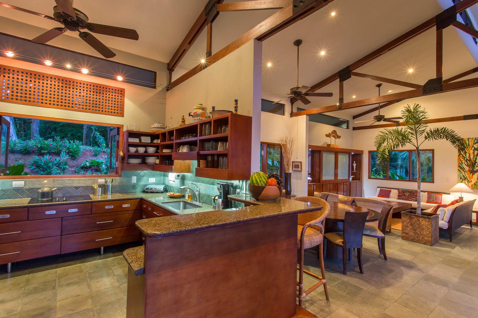 4 Bedroom Luxury Home with Ocean, Island, and Coastal Views in Uvita, Costa Rica — photo 3
