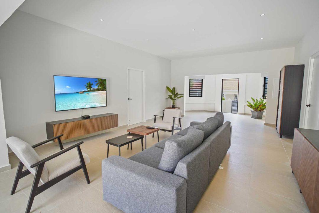 Luxury Renovated Villa for Rent in Otrobanda — photo 3