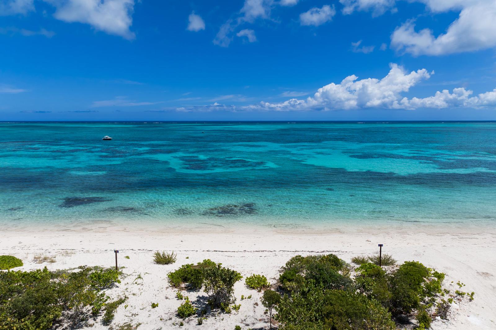 5-bedroom villa in Blue Mountain, Providenciales at M-House by Beach Enclave — photo 5