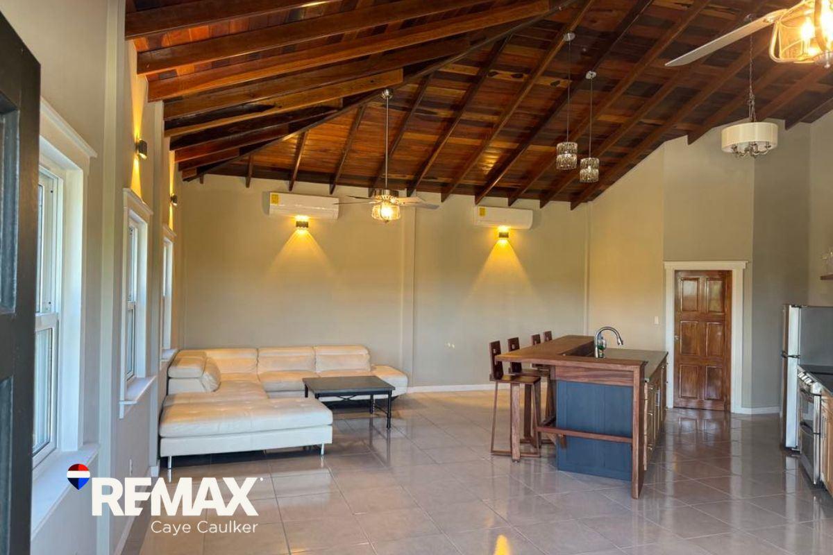 Luxury Home with Rental Units Caye Caulker, Belize — photo 5