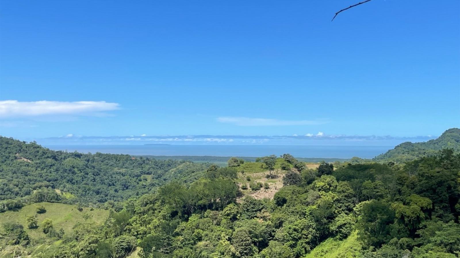 56 Acres of Ocean-View Land with Starter Home in Tres Rios, Puntarenas — photo 2