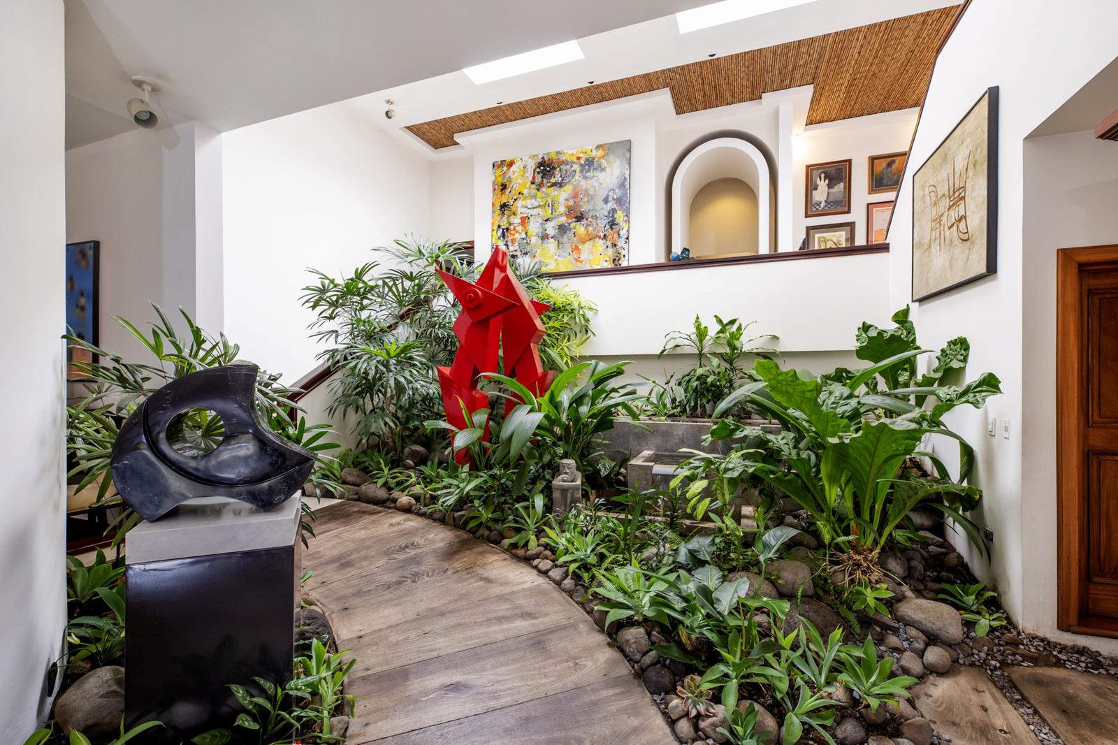 4 Bedroom Home for Sale, Residencial El Sol, Escazu, San Jose, Costa Rica — photo 3