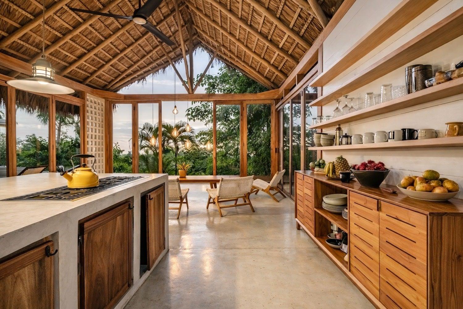 3 Bedroom Property for Sale, Santa Teresa, Puntarenas, Costa Rica — photo 5