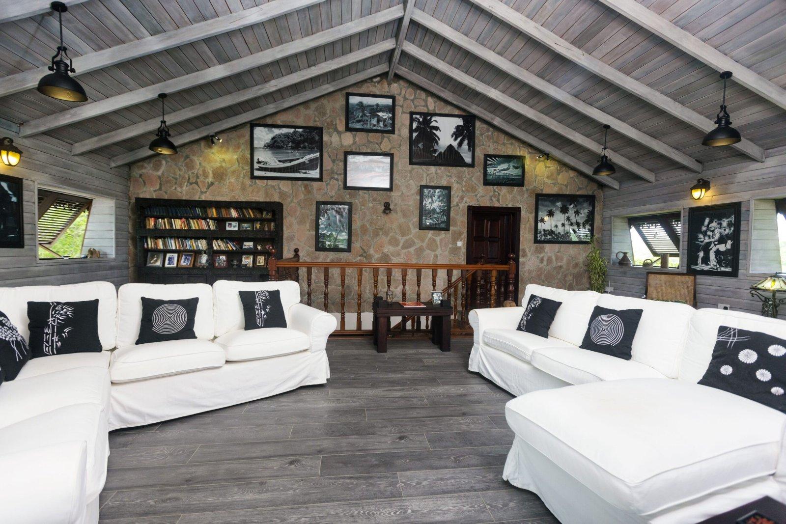 5-bedroom villa with cottage in Cas en Bas, Cap Estate — photo 4