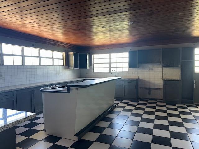 6 bedroom Residence for sale — SASSOON DRIVE in Nassau — photo 5