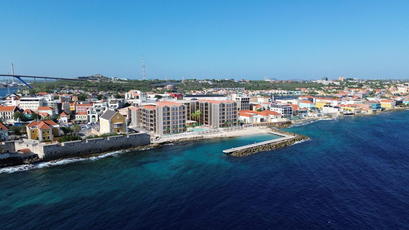 2-bedroom apartment in Punda, Curaçao with balcony — photo 4