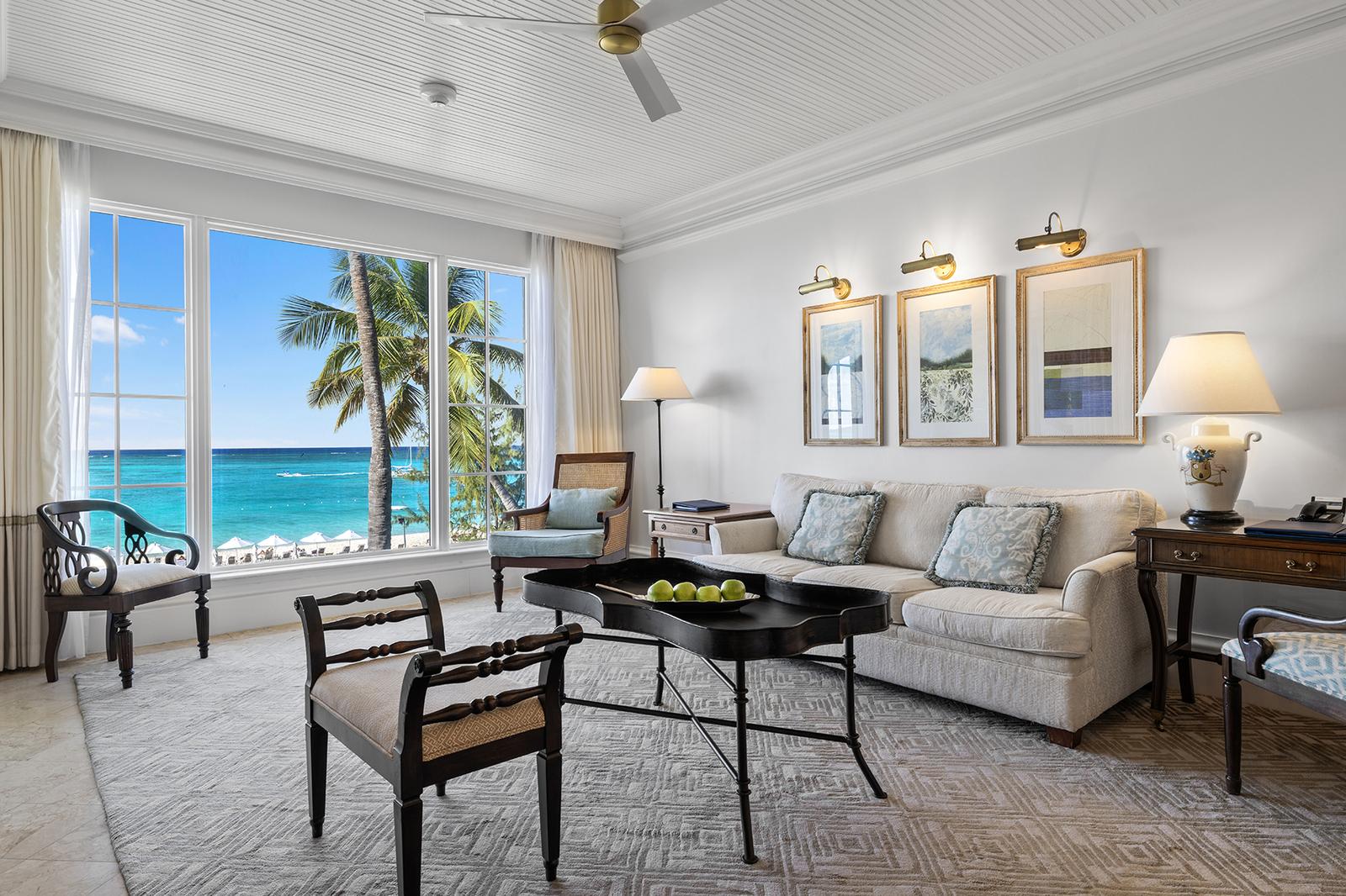 2-bedroom condo in Grace Bay, Providenciales — photo 2