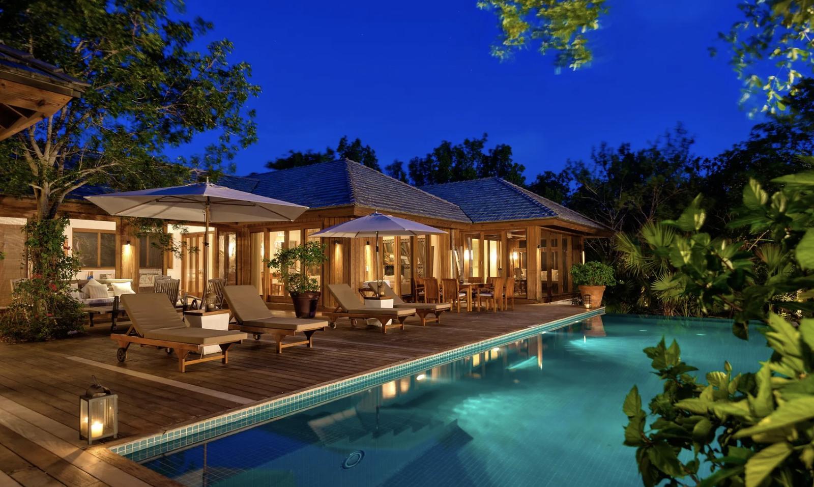 Price Reduced ~Lucky House Parrot Cay Turks and Caicos — photo 1
