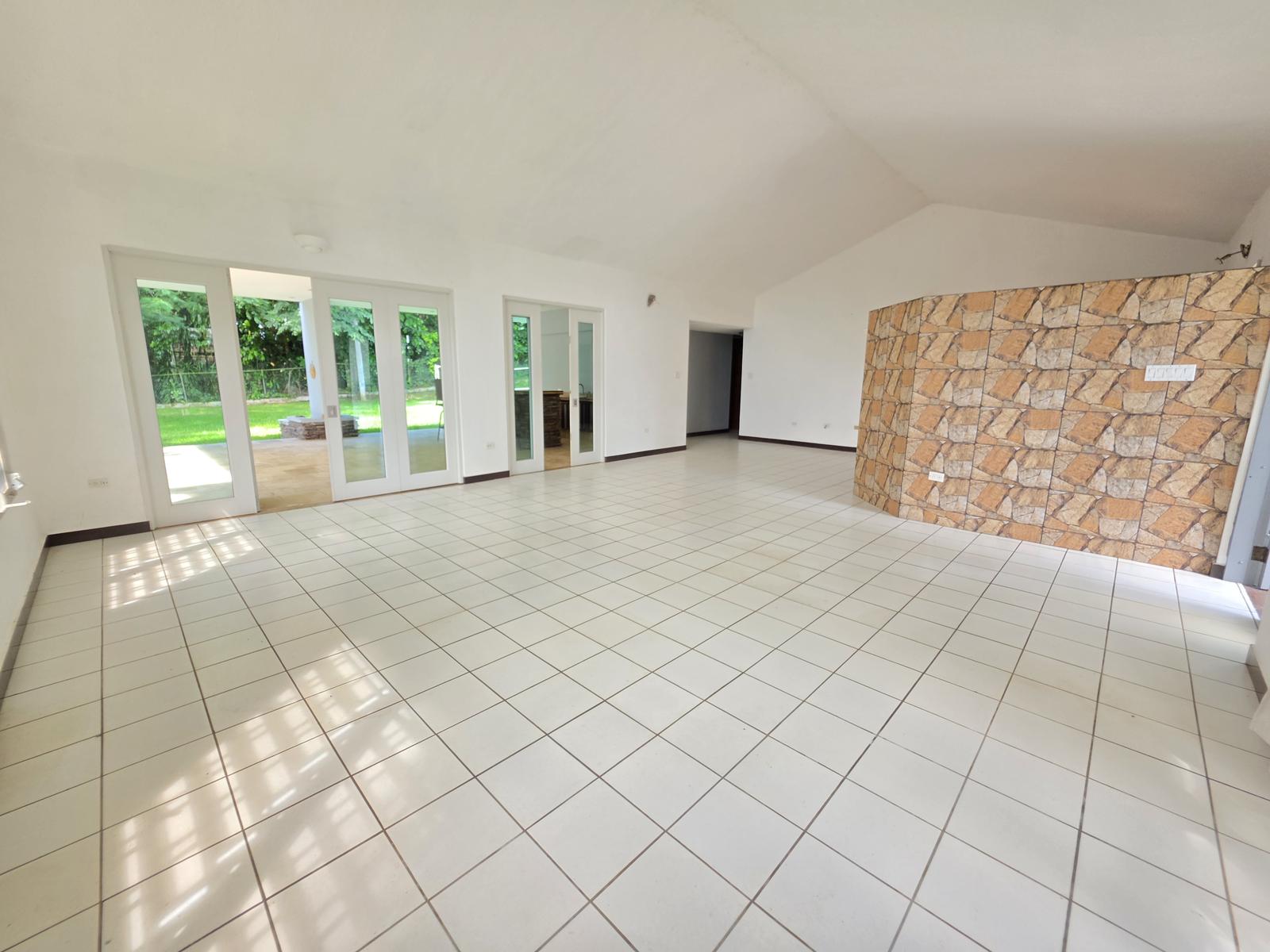Beautiful 4-Bedroom Home in Exclusive Hacienda Sabanera, Cidra — photo 2