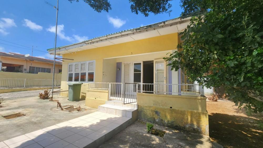 Dominguito – Fixer Upper with Separate Apartment — photo 3