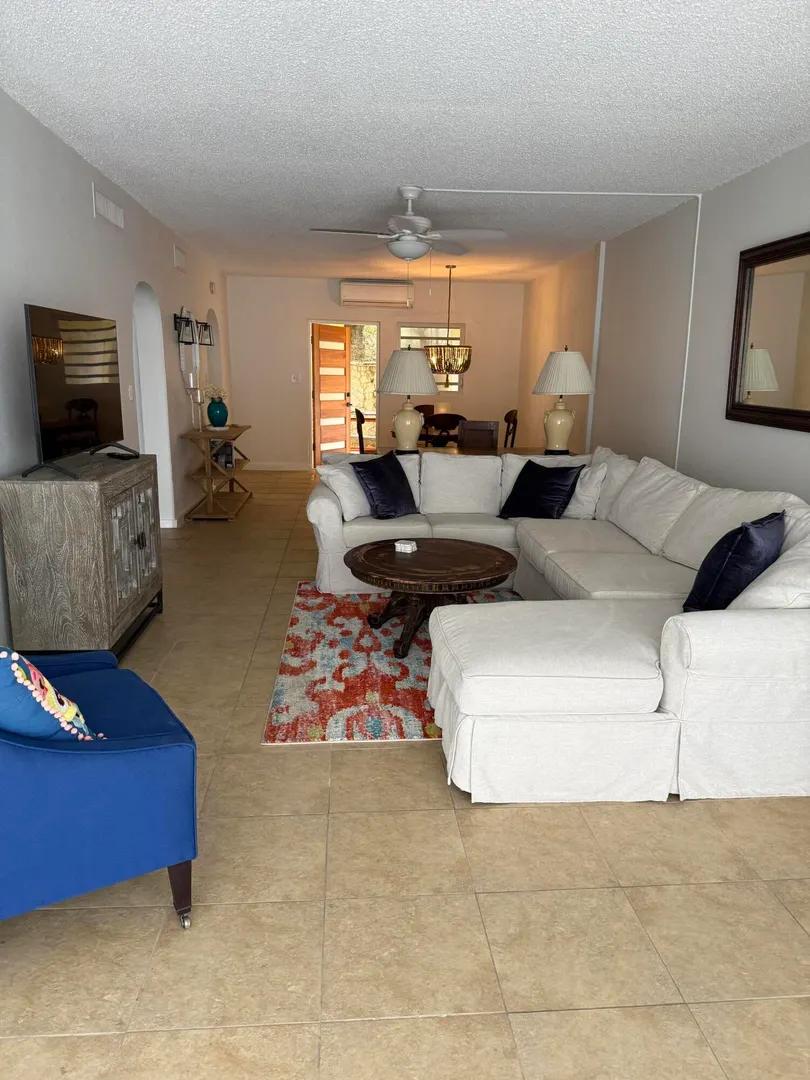 Lovely renovated lower unit — photo 1