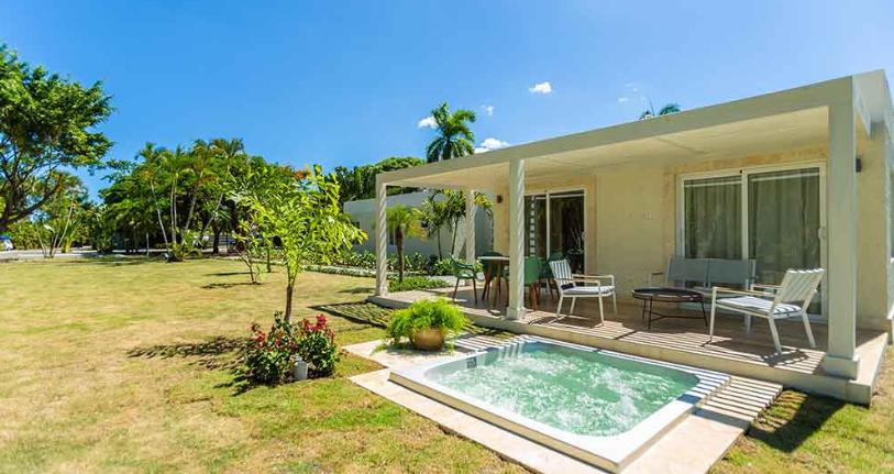 2 Bedroom Villa Beside PGA Golf Course — photo 1